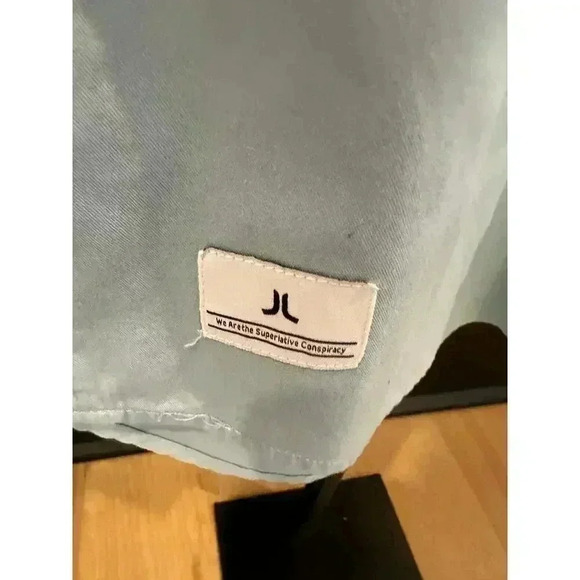 WESC Superlative conspiracy Men's Dress Shirt Large28 - Picture 4 of 4